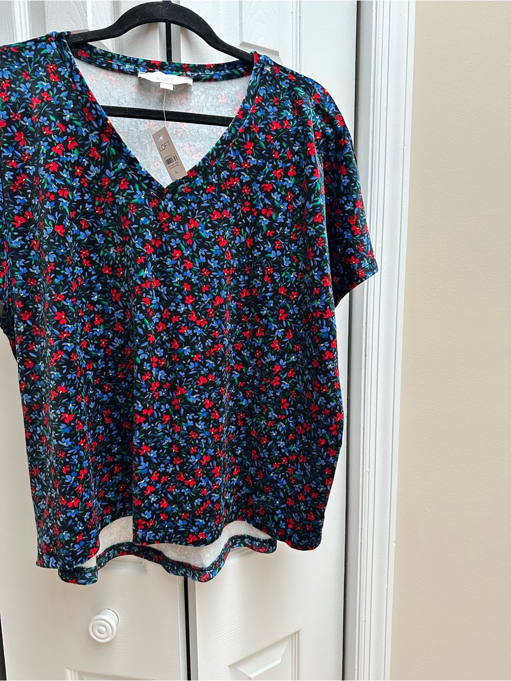 LOFT Black Short-Sleeve V-Neck Top with Red & Blue Floral Print